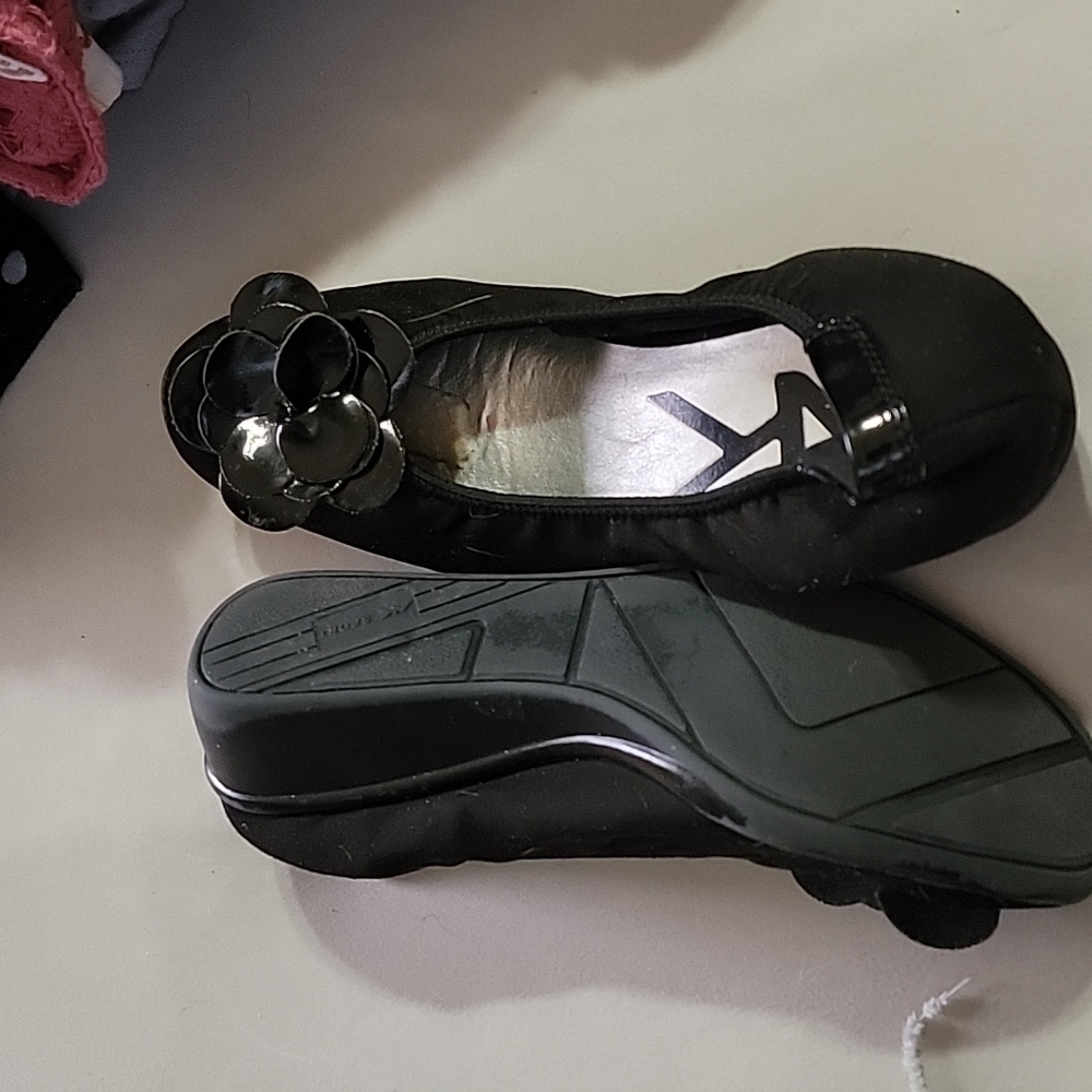 NK sport black wedges